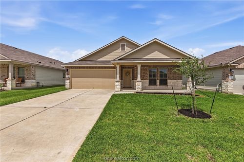 2024 Chief Street, Bryan, TX, 77807 | Card Image