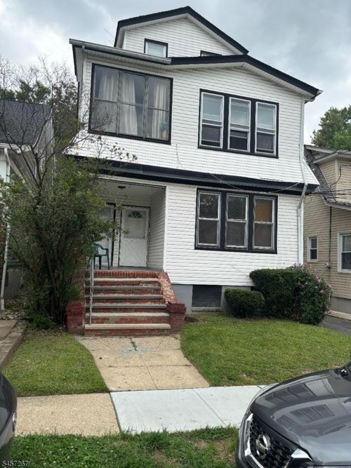 22 Peachtree Rd, Maplewood, NJ, 07040-2048 | Card Image