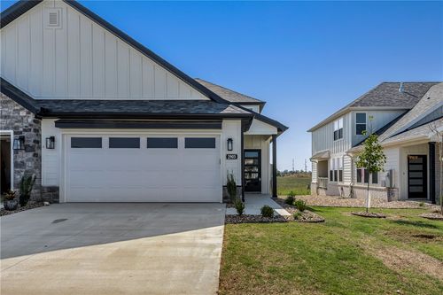 2903 Sw Hampshire Avenue, Bentonville, AR, 72713 | Card Image