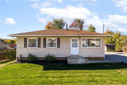 442 Celia Ave, Akron, OH, 44312-3624 | Card Image