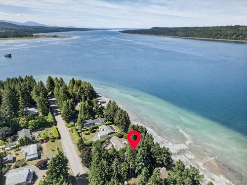 7630 Ships Point Rd, Fanny Bay, BC, V0R1W0 | Card Image