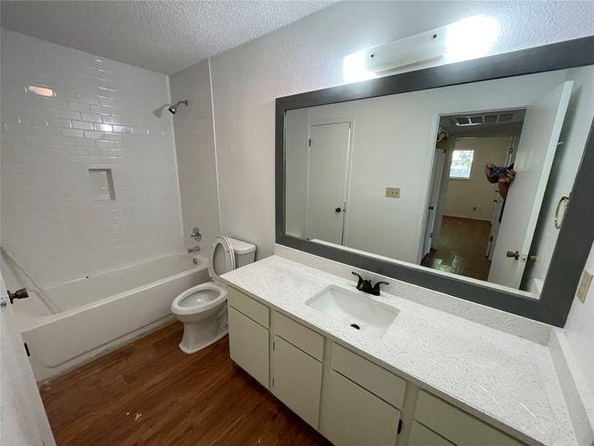 7506 Saint Amant Pl, Home with 2 bedrooms, 1 bathrooms and 3 parking in Austin TX | Image 7