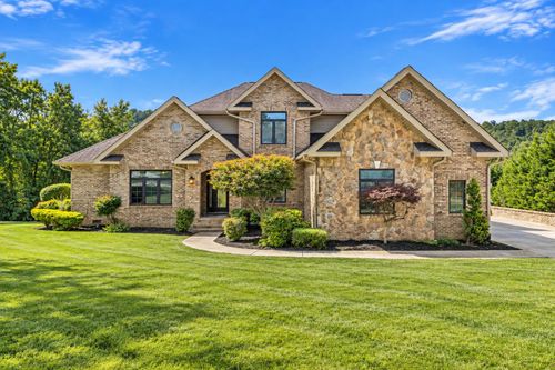 203 Bicentennial Dr, Jefferson City, TN, 37760-3868 | Card Image