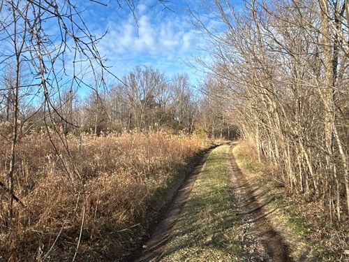 2107 Beekman Ridge Rd, Peebles, OH, 45660-9636 | Card Image