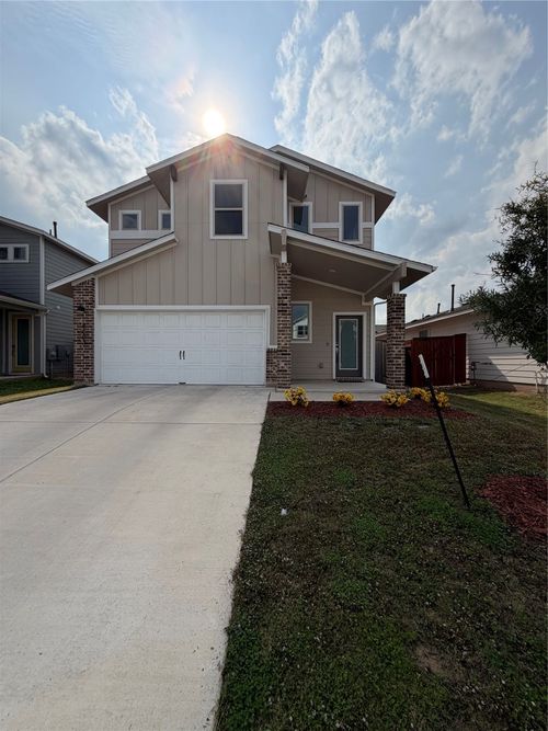 8603 Cumbrae Ln, Austin, TX, 78744-4733 | Card Image