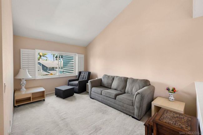 677 Summer View Cir, Townhouse with 2 bedrooms, 3 bathrooms and 2 parking in Encinitas CA | Image 19