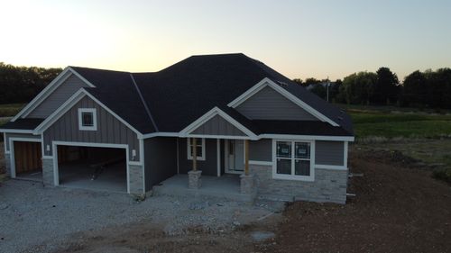5925898 Amberwood Ct, Lisbon, WI, 53089 | Card Image