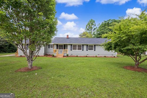 90 Cedar St, Woodbury, GA, 30293-2937 | Card Image