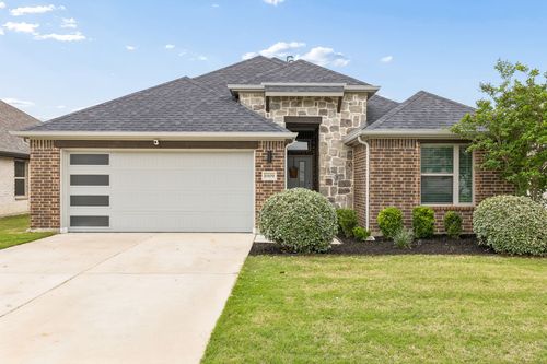 6909 Lilac Dr, Venus, TX, 76084-3656 | Card Image