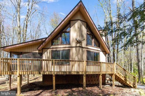 164 Fawn Rd, Pocono Lake, PA, 18347-7956 | Card Image