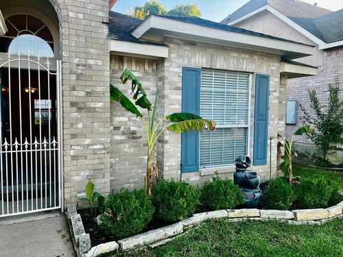 1410 Springview Dr, Garland, TX, 75040-7562 | Card Image