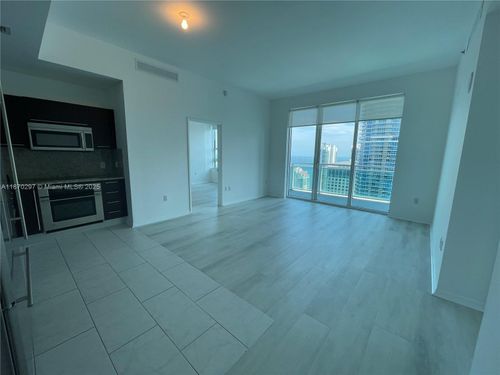 apt-4407-950 Brickell Bay Dr, Miami, FL, 33131-3961 | Card Image