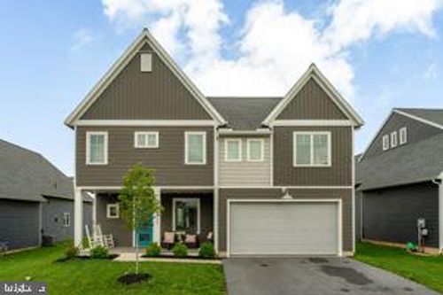 1427 Barrington Dr, MOUNT JOY, PA, 17552-7270 | Card Image