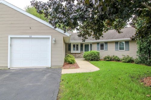 112 Oxford Lane, CAMBRIDGE, WI, 53523 | Card Image