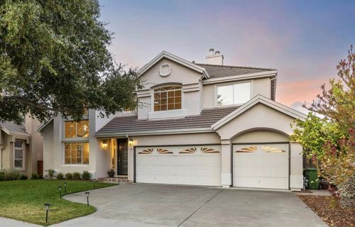 904 Capri Dr, Campbell, CA, 95008-6044 | Card Image