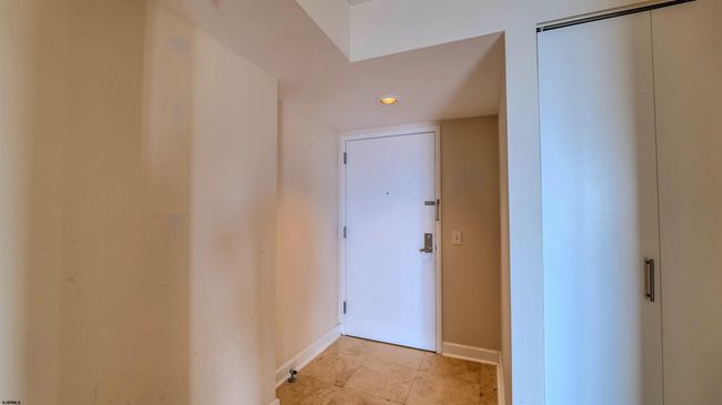 526 Pacific Ave, Condo with 2 bedrooms, 2 bathrooms and null parking in Atlantic City NJ | Image 8