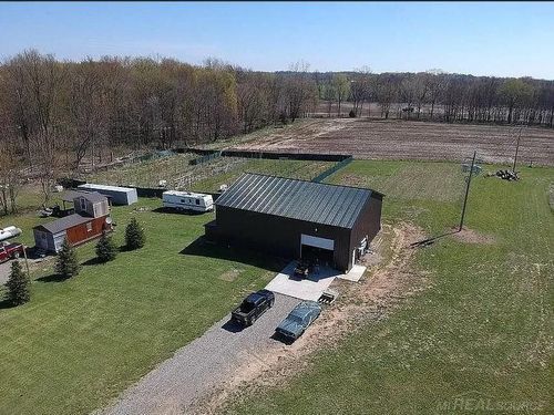 9055 Kellogg Dr, Reading, MI, 49274-9204 | Card Image