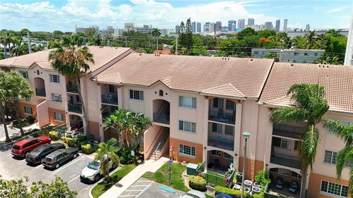 apt-123-2015 Se 10th Ave, Fort Lauderdale, FL, 33316-4517 | Card Image