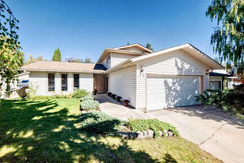 12 Cantrell Bay Sw, Calgary, AB, T2W2C2 | Card Image