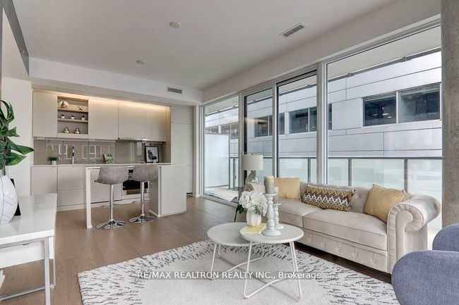 603 - 101 Peter St, Condo with 2 bedrooms, 1 bathrooms and null parking in Toronto ON | Image 6