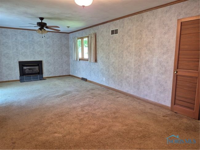 1100 Cherry Ln, House other with 3 bedrooms, 2 bathrooms and 2 parking in Findlay OH | Image 5
