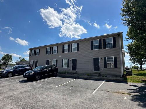 330 Kenlee Cir, Bowling Green, KY, 42101-7270 | Card Image