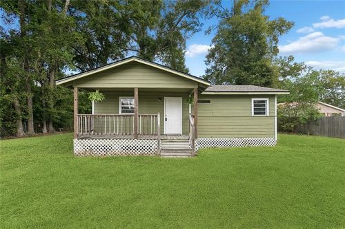 933 Union Ave, Bogalusa, LA, 70427-2333 | Card Image