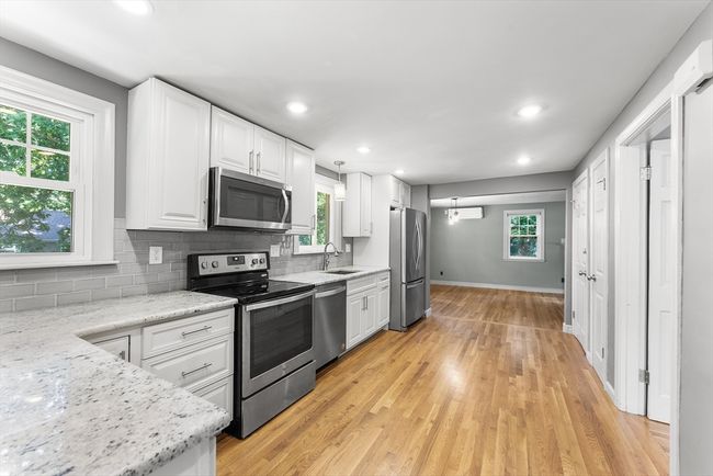 57 Upland Rd, House other with 3 bedrooms, 2 bathrooms and 4 parking in Waltham MA | Image 9