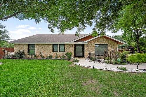 301 Oakridge Rd, Georgetown, TX, 78628-3807 | Card Image
