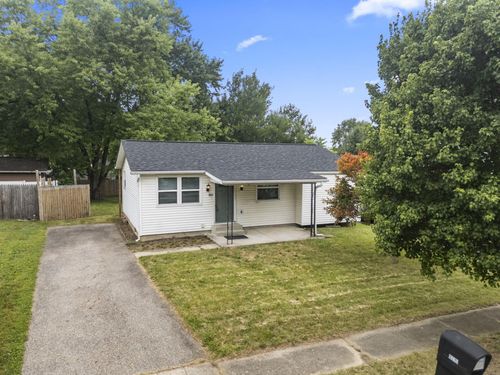 1679 Woodhurst Ct, Columbus, OH, 43223-3533 | Card Image