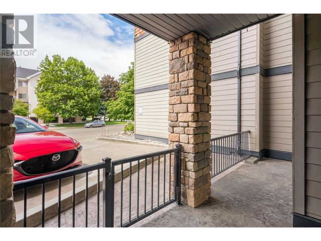 101 - 1957 Kane Rd, Condo with 1 bedrooms, 2 bathrooms and 1 parking in Kelowna BC | Image 15