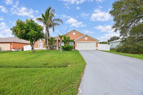 1392 Se Odonnell Ln, Port St Lucie, FL, 34983-3928 | Card Image