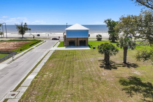 Parcel 2 Woodward Cir, Long Beach, MS, 39560-5437 | Card Image