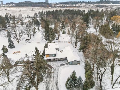 195 Riverbank Dr, Cambridge, ON, N3H4R6 | Card Image