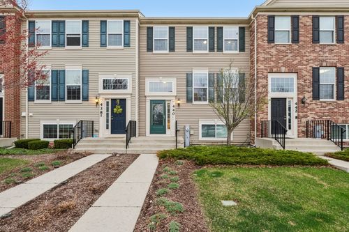 440 Town Center Blvd, Gilberts, IL, 60136-8005 | Card Image