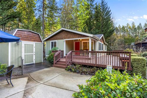 920 E Mason Lake Dr E, Grapeview, WA, 98546-9776 | Card Image
