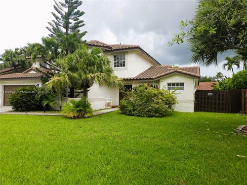 15591 Sw 45th Ter, Miami, FL, 33185-4284 | Card Image