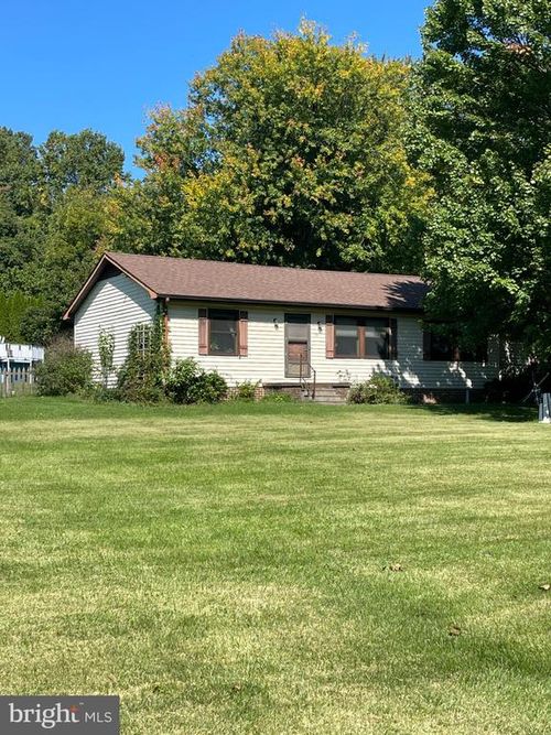 121 S Sandy Hill Rd, COATESVILLE, PA, 19320-1135 | Card Image