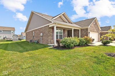 8738 Twain Lane, House other with 3 bedrooms, 2 bathrooms and null parking in Indianapolis IN | Image 2