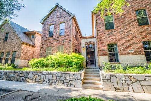 6813 Massa Ln, Frisco, TX, 75034-2287 | Card Image