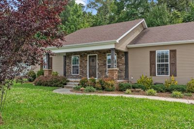 260 Williamsburg Cir, House other with 3 bedrooms, 2 bathrooms and 2 parking in Tullahoma TN | Image 2