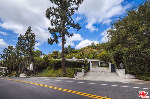 1201 Loma Vista Dr, Beverly Hills, CA, 90210 | Card Image