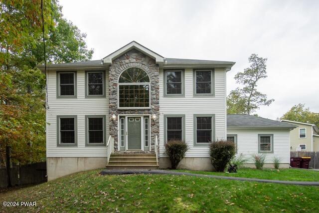 Redwood Ct, Milford, PA 18337