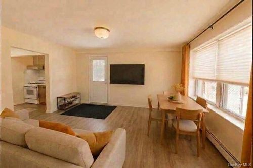 124-01 Hillside Ave, Richmond Hill, NY, 11418 | Card Image