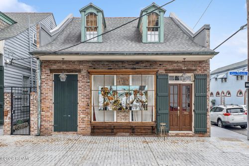 1201 Governor Nicholls St, New Orleans, LA, 70116-2321 | Card Image