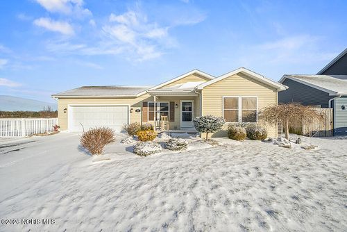 18-1898 Baker Way, Findlay, OH, 45840-1419 | Card Image