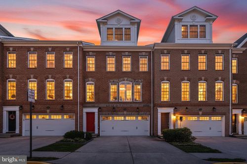 7897 Carbondale Way, SPRINGFIELD, VA, 22153-2970 | Card Image