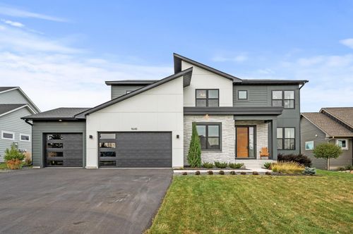 9648 8th St N, Lake Elmo, MN, 55042-2305 | Card Image