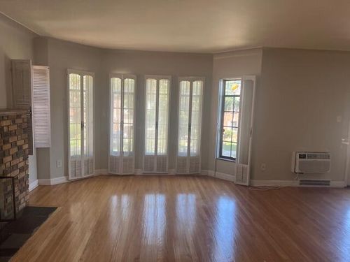 upper-19937 Stratford Rd, Detroit, MI, 48221-1863 | Card Image