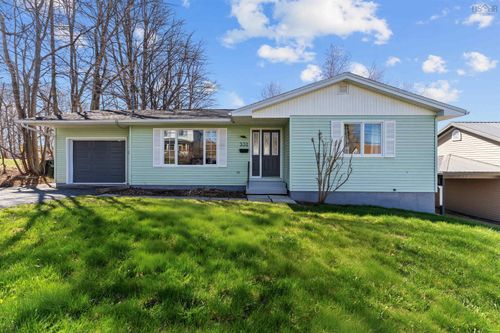 332 Wilson Street, Windsor, NS, B0N2T0 | Card Image